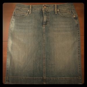Denim skirt **EUC** No flaws